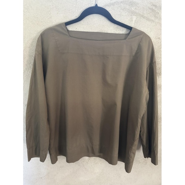 Bluse m/firkantet hals (oliven grønn) - Bilde 3